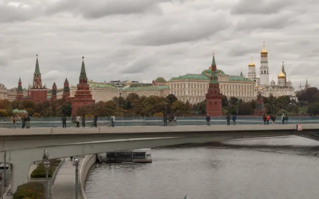 Зарядье: сколько реально нужно времени
